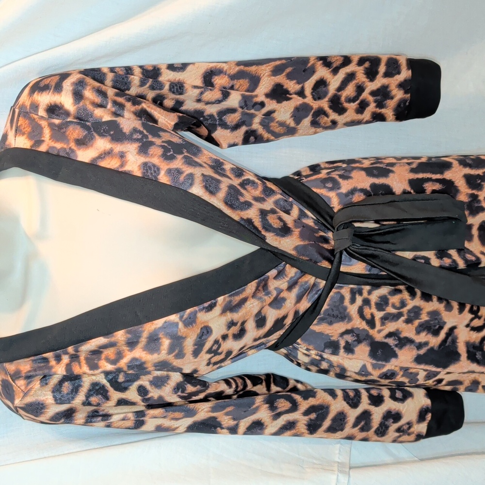 Robe Small Brown Black Leopard Print Long Belted CoverUp Spa Resort Vacation New